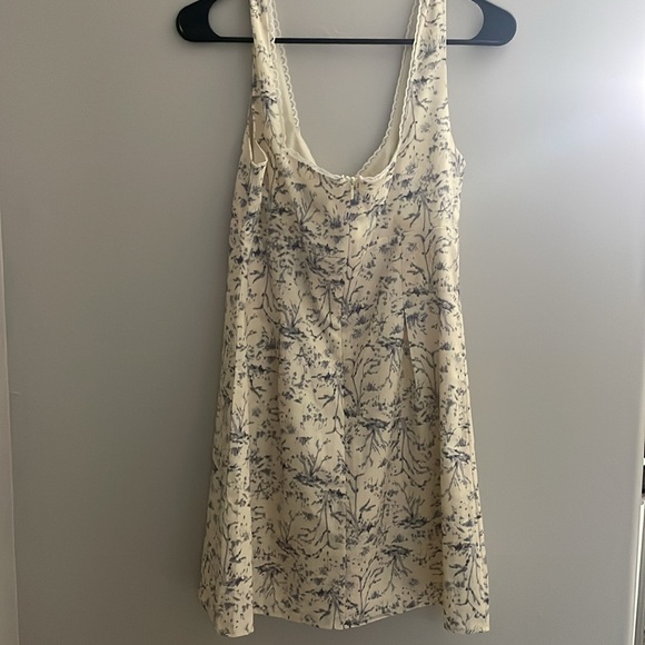 Floral dress from Princess Polly - Picture 4 of 4